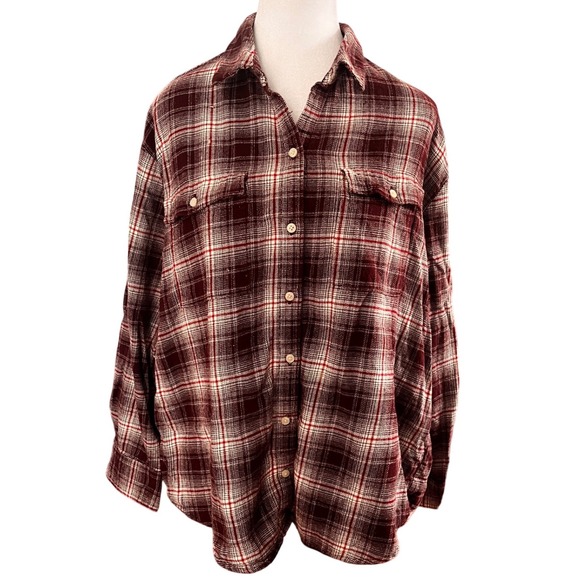 GAP Tops - NWOT Gap Women Burgundy Plaid Flannel Button Down Shirt Cotton Oversized Size L